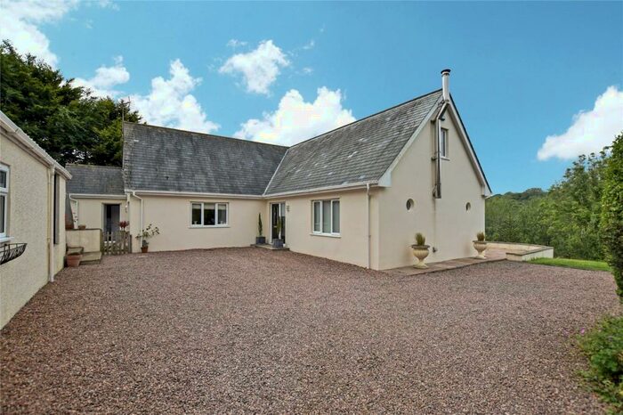 5 Bedroom Detached House For Sale In Bush, Bude, EX23