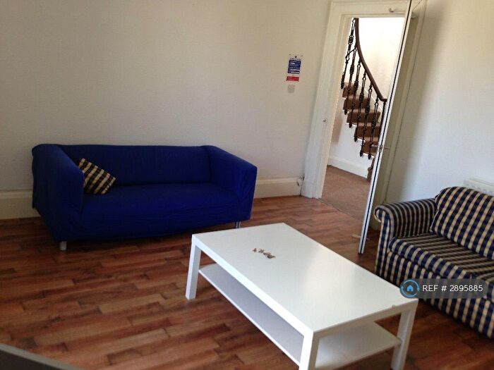 4 Bedroom Flat To Rent In Dudhope Street, Dundee, DD1
