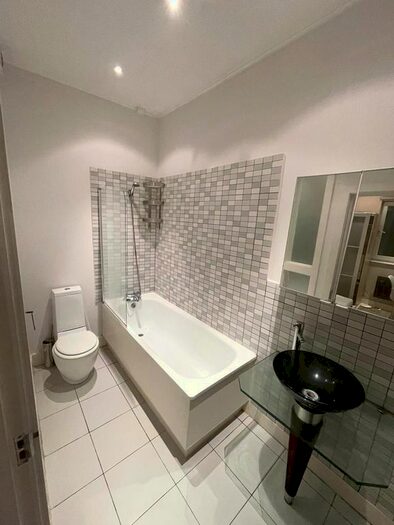 Studio To Rent In Finchley Road, London, NW3