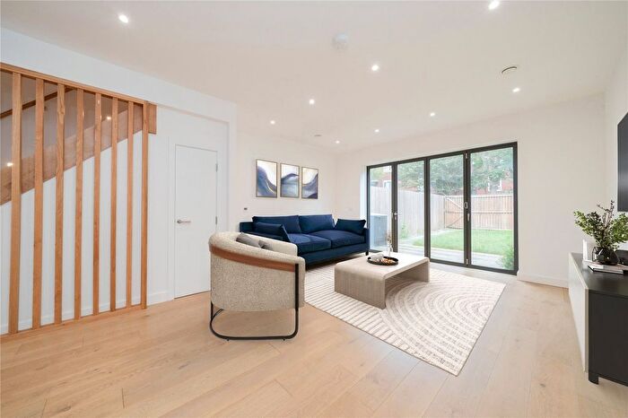 4 Bedroom Terraced House To Rent In Caird Street, London, W10