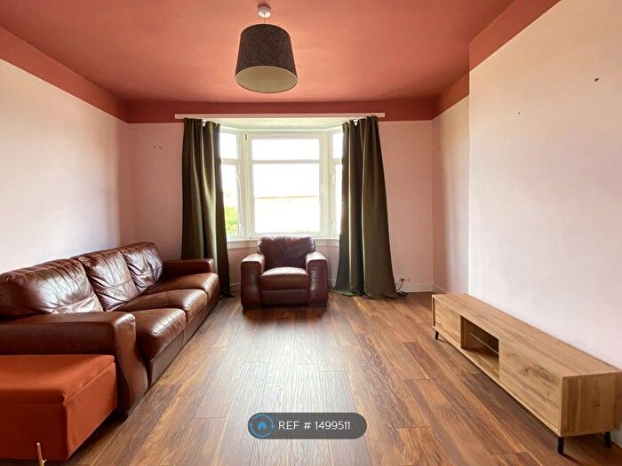 2 Bedroom Flat To Rent In Granton Grove, Edinburgh, EH5