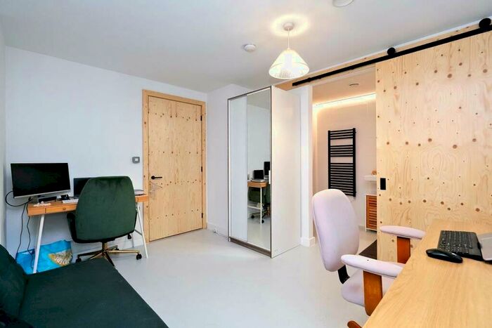 2 Bedroom Duplex To Rent In Aire Lofts, Leeds, LS9