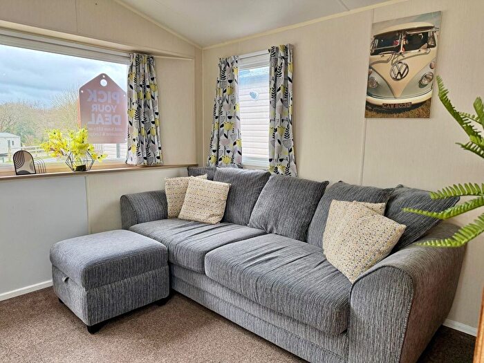 3 Bedroom Park Home For Sale In Bridgerule, Holsworthy, EX22