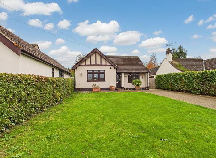 3 Bedroom Detached Bungalow For Sale In Southend Road, Stanford-Le-Hope, SS17