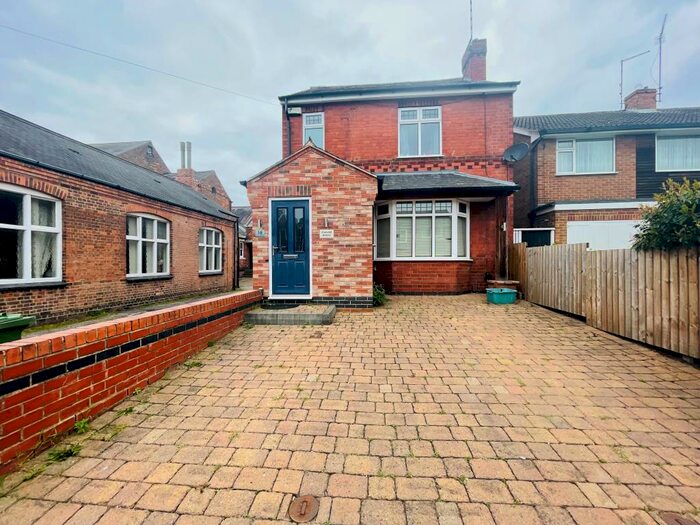 3 Bedroom House To Rent In Cromwell Street, Nottingham, NG4