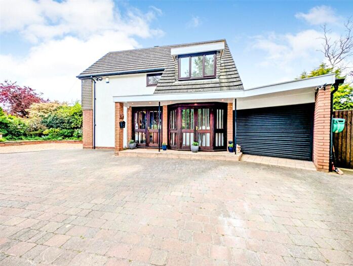4 Bedroom Detached House For Sale In Mason Road, Kidderminster, Worcestershire, DY11