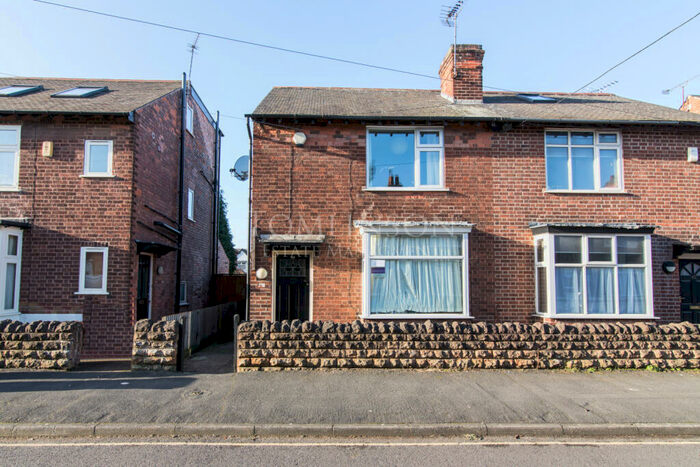 4 Bedroom Semi-Detached House To Rent In Ednaston Road, Dunkirk, Nottingham, NG7