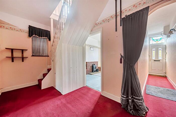 3 Bedroom End Of Terrace House For Sale In Northport, Wareham, Dorset, BH20