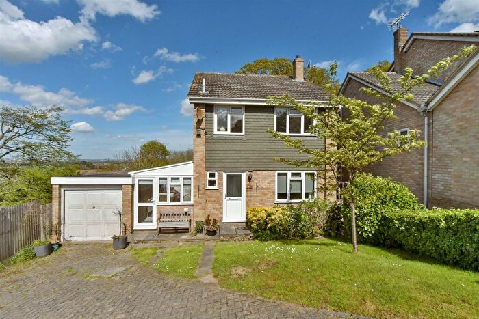 3 Bedroom Detached House For Sale In Sedley Close, Cliffe Woods, Rochester, Kent, ME3