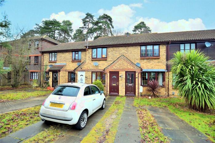 2 Bedroom Terraced House To Rent In Townsend Close, Bracknell, Berkshire, RG12