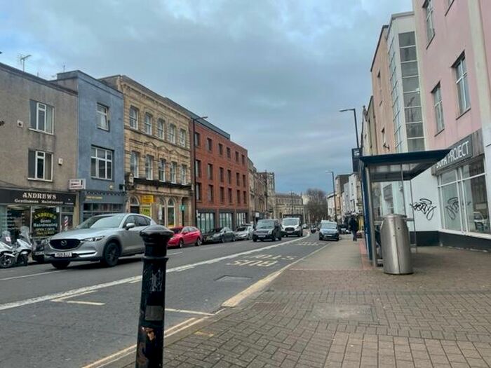 1 Bedroom Flat To Rent In West Street, St. Philips, Bristol, BS2