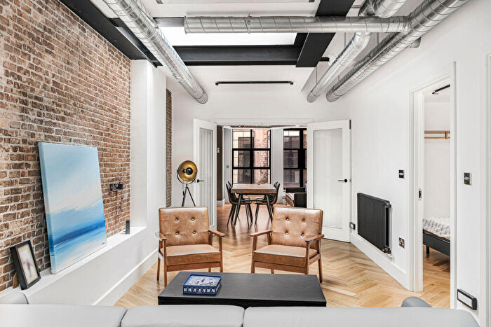 3 Bedroom Parking For Sale In Hatton Garden, London, EC1N