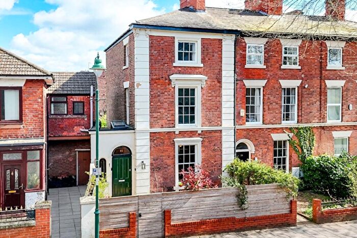 4 Bedroom End Of Terrace House For Sale In Addison Street, Nottingham, NG1