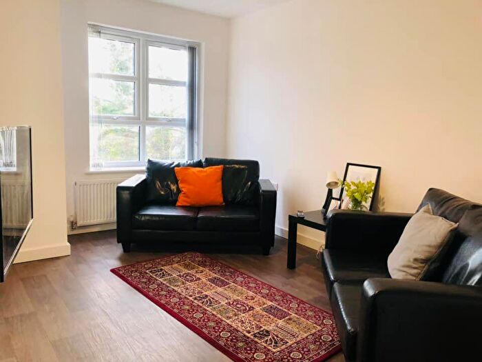 2 Bedroom Apartment To Rent In Endsleigh Park, Beverley Road, Kingston Upon Hull, City Of Kingston Upon Hull, HU6