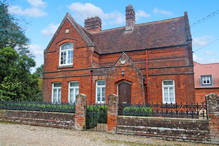 1 Bedroom Cottage To Rent In Saling Grove, Great Saling, Braintree, CM7