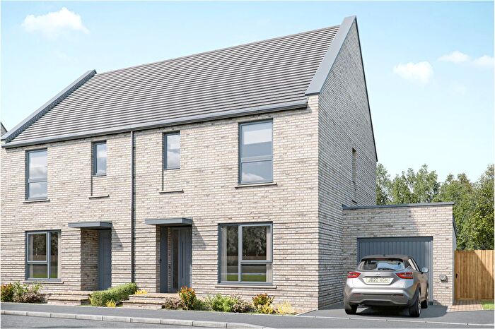 3 Bedroom Semi-Detached House For Sale In Swindon Road, Highworth, Swindon, SN6