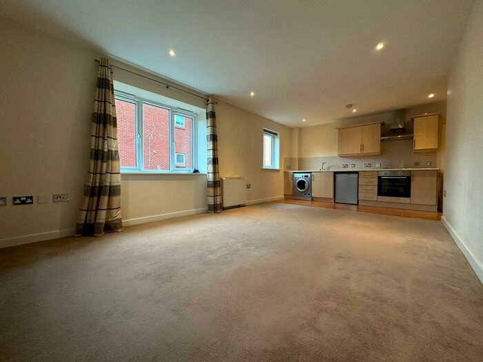 2 Bedroom Apartment To Rent In Rotary Way, Banbury, OX16