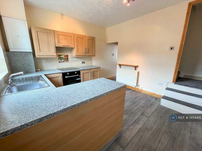 2 Bedroom Terraced House To Rent In Lockwood Street, Stoke-On-Trent, ST2