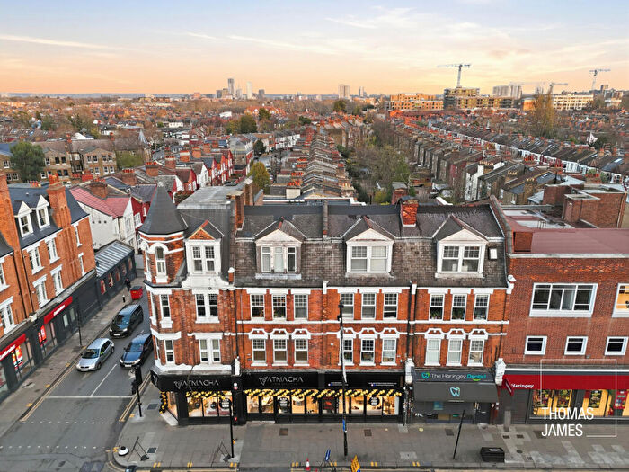 3 Bedroom Flat For Sale In Green Lanes, London, N4