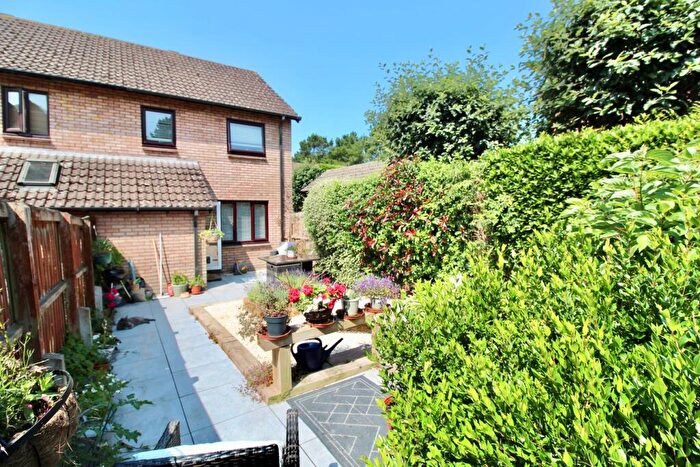 3 Bedroom End Of Terrace House For Sale In Bramble Walk, Lymington, SO41