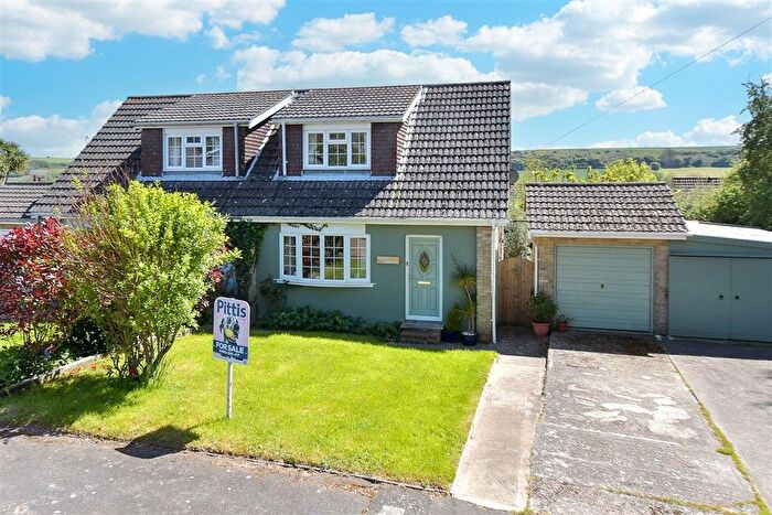 2 Bedroom Chalet For Sale In Laceys Lane, Niton, Ventnor, Isle Of Wight, PO38