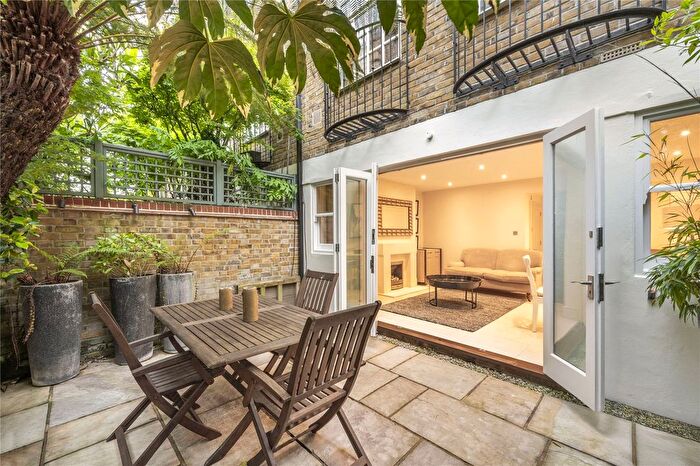 4 Bedroom Terraced House To Rent In Knox Street, Marylebone, London, W1H
