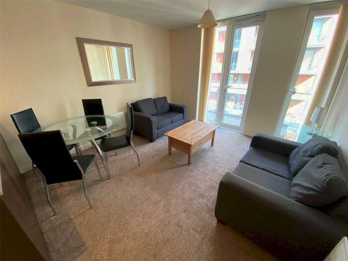 1 Bedroom Apartment To Rent In Spectrum, Block, Blackfriars Road, Salford, M3