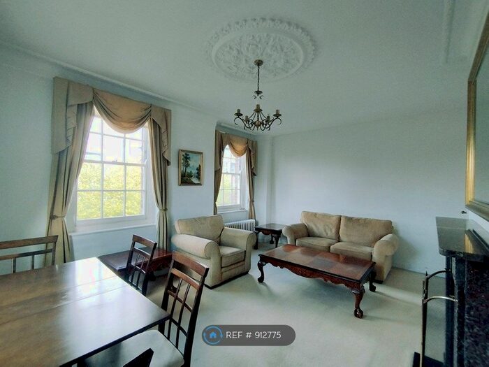 3 Bedroom Flat To Rent In Putney Hill, London, SW15