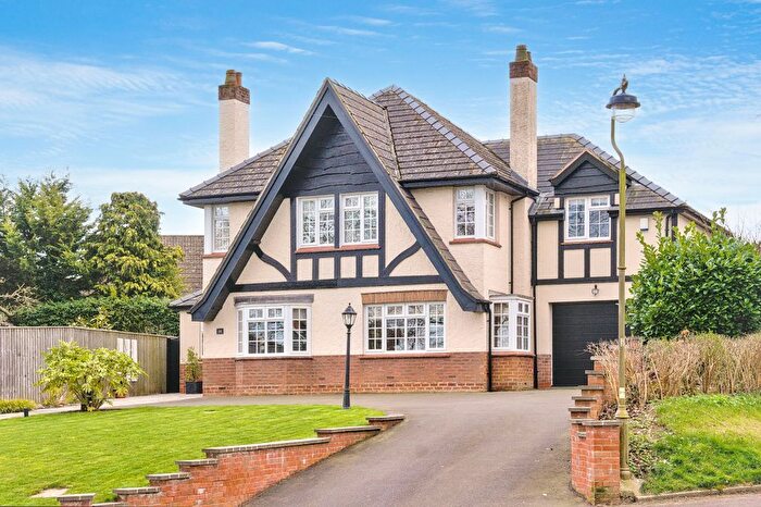 4 Bedroom Detached House For Sale In Horncastle Road, Louth, LN11