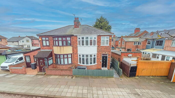 3 Bedroom Semi Detached House For Sale In Hampden Road, Leicester, LE4