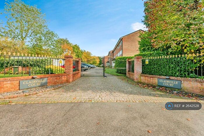 2 Bedroom Flat To Rent In Wray Common Road, Reigate, RH2