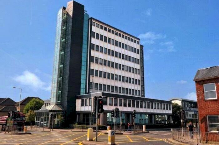 1 Bedroom Flat To Rent In Rivers House, Springfield Road, Chelmsford, Essex, CM2