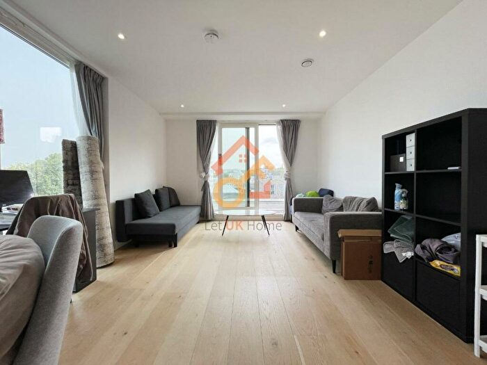 1 Bedroom Flat To Rent In Emerson Court, A Rodney Street London, N1