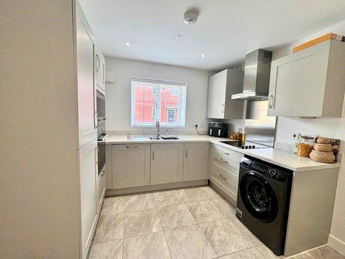 3 Bedroom Semi-Detached House To Rent In Finch Lane, Calne, SN11