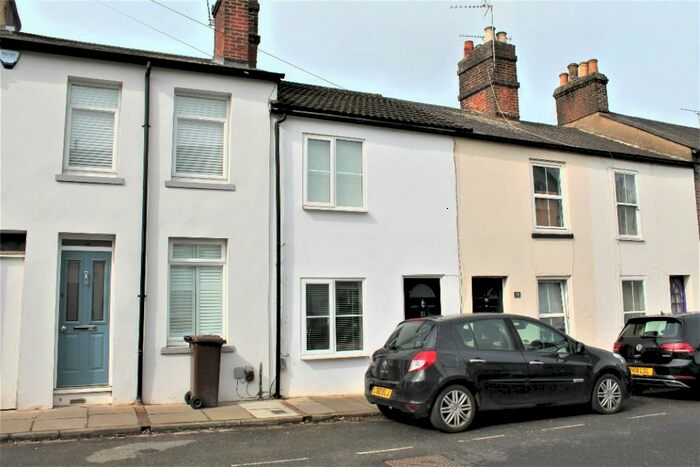 2 Bedroom Terraced House To Rent In Grange Street, St. Albans, Hertfordshire, AL3