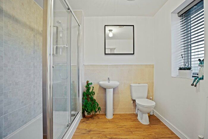 2 Bedroom Detached House For Sale In Foxglove Close, Moreton-in-Marsh, Gloucestershire, GL56