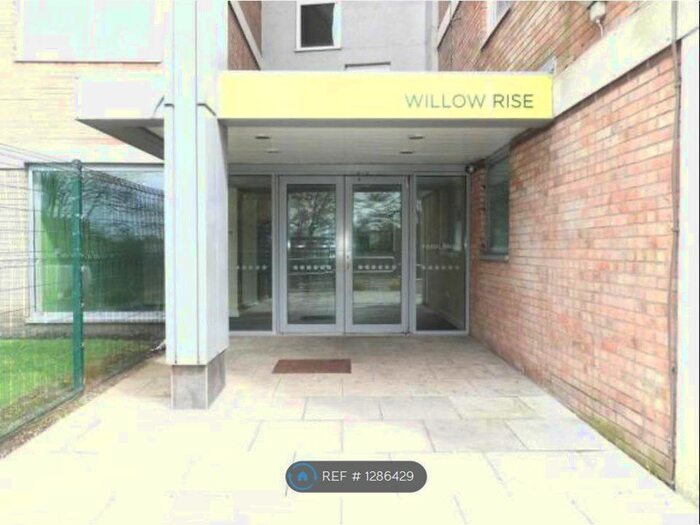 2 Bedroom Flat To Rent In Willow Rise, Liverpool L33