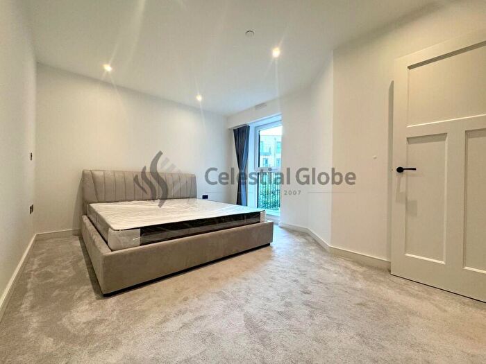 2 Bedroom Apartment To Rent In Heritage Walk, Kingston Upon Thames, Surrey, KT1