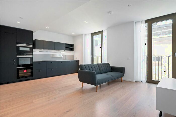1 Bedroom Apartment To Rent In Bartholomew Close, London, EC1A