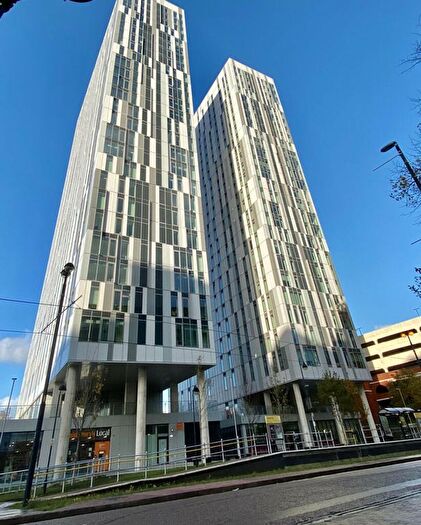 3 Bedroom Flat To Rent In Michigan Point Tower A, Salford Quays, Salford, M50