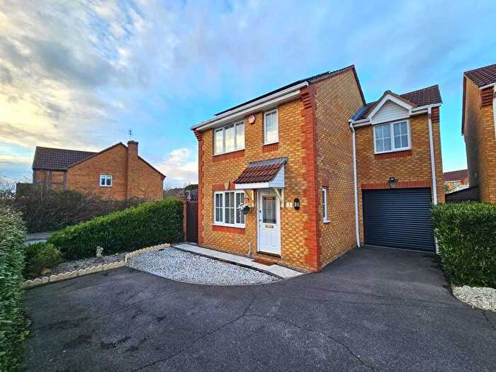 3 Bedroom Detached House To Rent In Hayward Close, Gloucester, GL4
