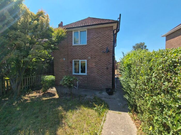 2 Bedroom Semi-Detached House To Rent In Aldermoor Avenue, Southampton, SO16