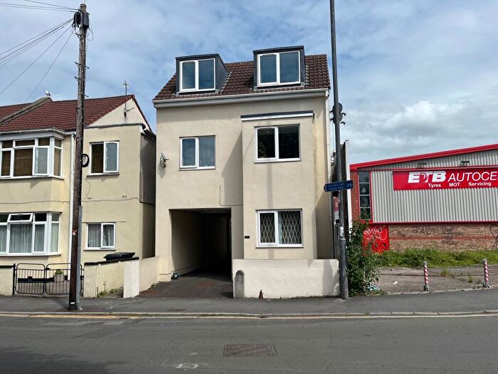 1 Bedroom Flat To Rent In New Station Court, Fishponds, Bristol, BS16