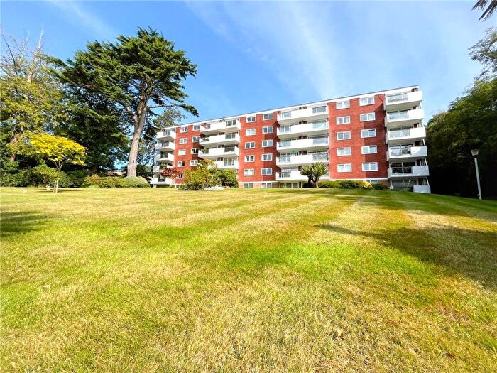 1 Bedroom Flat For Sale In Branksome Wood Road, Bournemouth, BH2