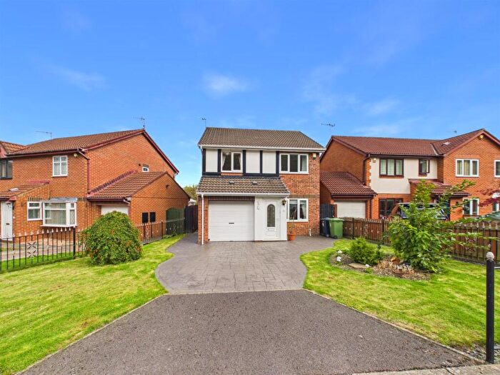 3 Bedroom Detached House For Sale In Glanville Close, Festival Park, Gateshead, NE11
