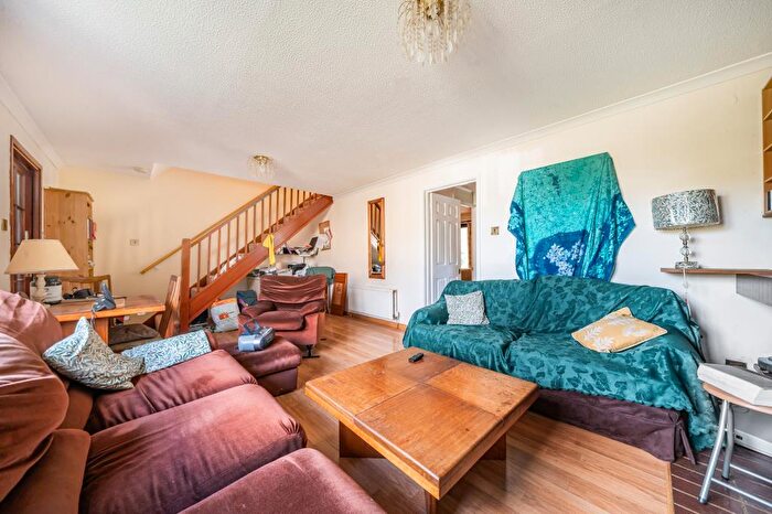 2 Bedroom Detached Bungalow For Sale In Hoyle Close, Witney, OX28