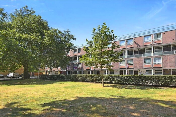 4 Bedroom Flat To Rent In Munster Square, Euston, NW1