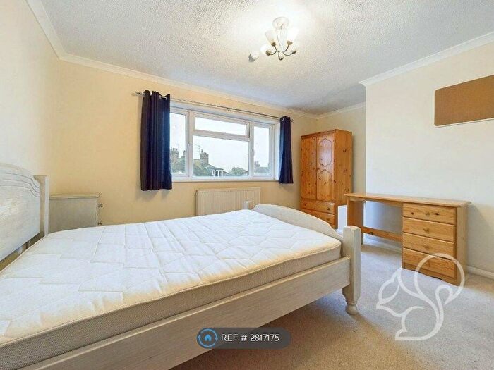 5 Bedroom End Of Terrace House To Rent In De Vere Lane, Colchester, CO7