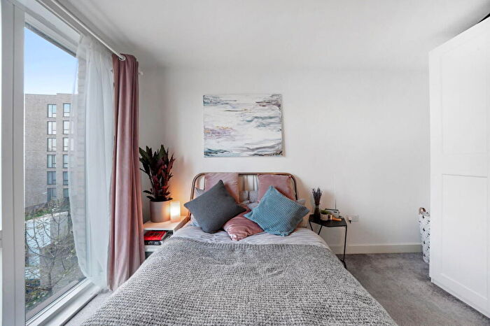 1 Bedroom Flat For Sale In Harrold Court, Guthridge Close, London, E14