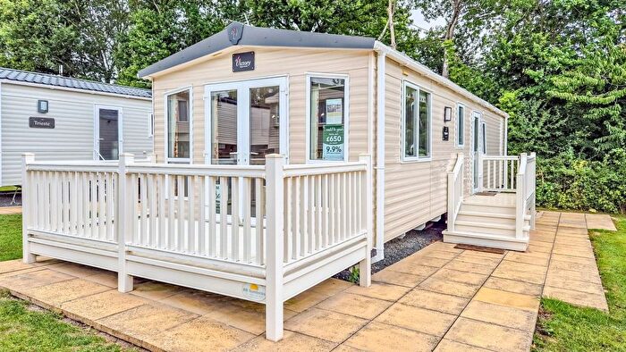 2 Bedroom Mobile/park Home For Sale In Stanford Bishop, Worcester, WR6